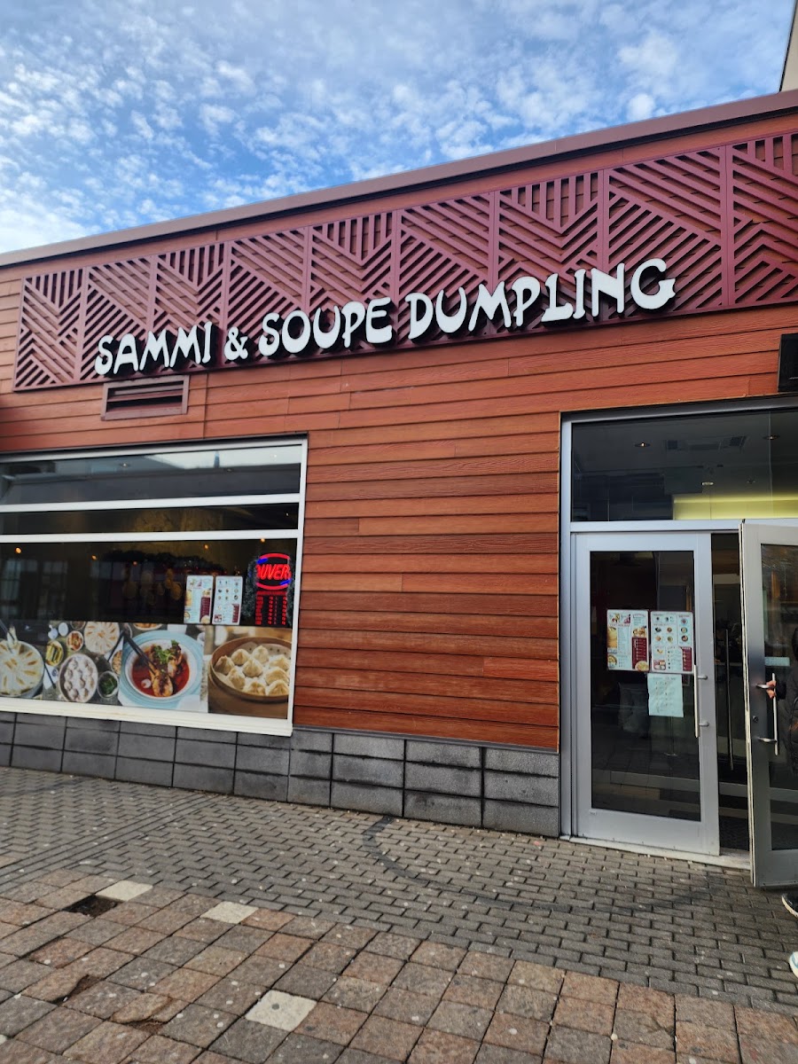 Sammi & Soupe Dumpling - (Dix30) Photos 2